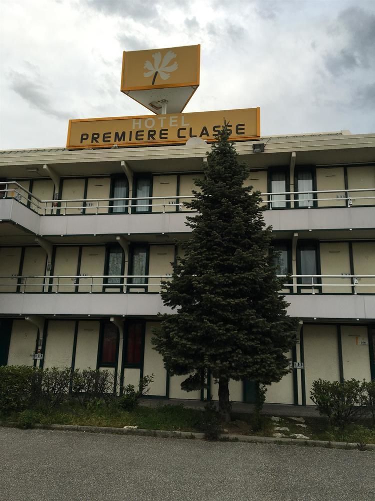 Premiere Classe Lyon Sud - Chasse Sur Rhone Exterior foto